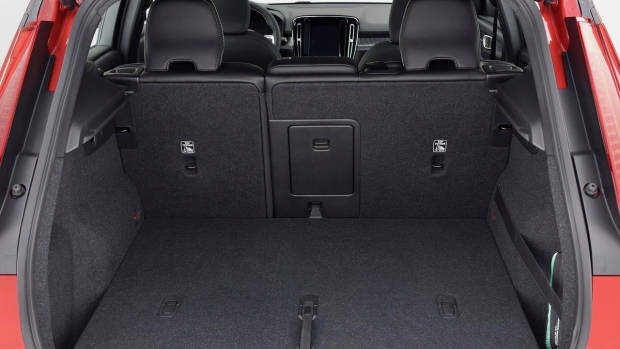 2018 Volvo XC40 boot
