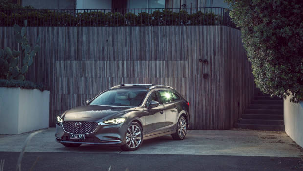 2018 Mazda 6 Atenza Machine Grey wagon front 3/4