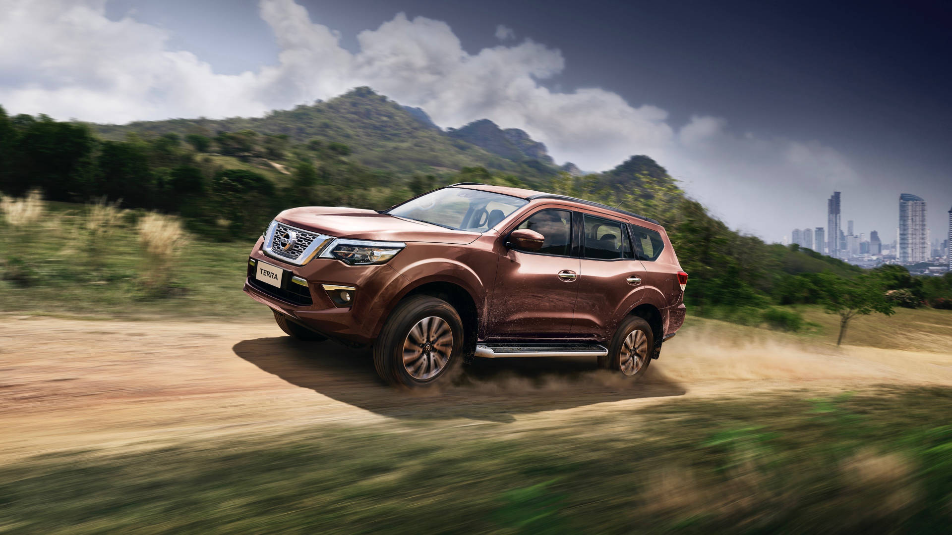 2018 Nissan Terra front 3/4