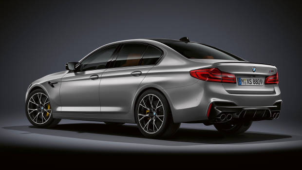 2019 BMW M5 Competition grey rear 3/4