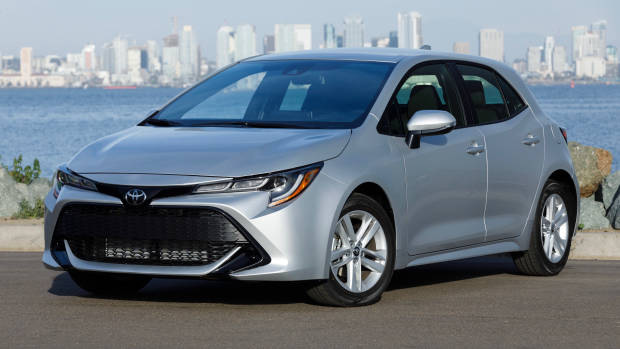 2019 Toyota Corolla silver front