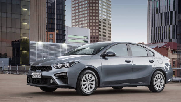 2018 Kia Cerato S grey side