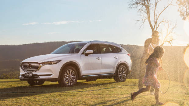 2018 Mazda CX-8 Asaki front 3/4 family