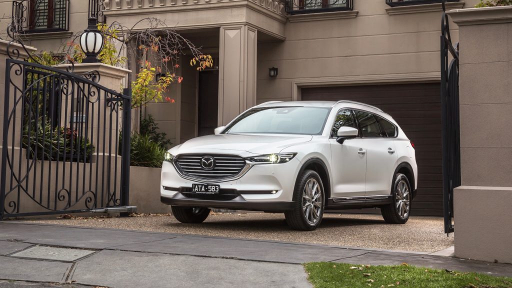 2018 Mazda CX-8 Asaki front 3/4 house