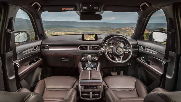 2018 Mazda CX-8 Asaki front cabin