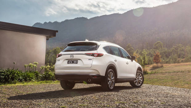 2018 Mazda CX-8 Asaki rear 3/4