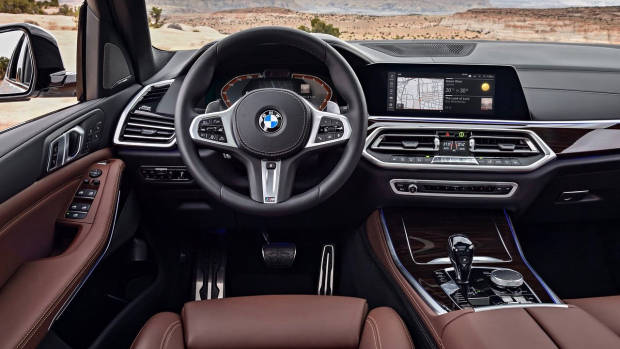 2019 BMW X5 M Sport dashboard