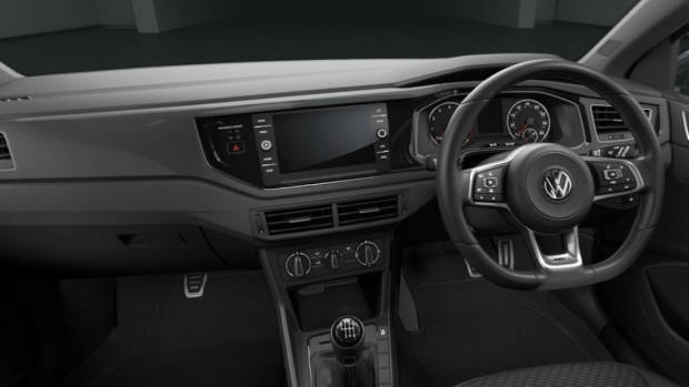 Volkswagen Polo R-Line dashboard