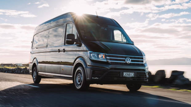 2018 Volkswagen Crafter LWB black van