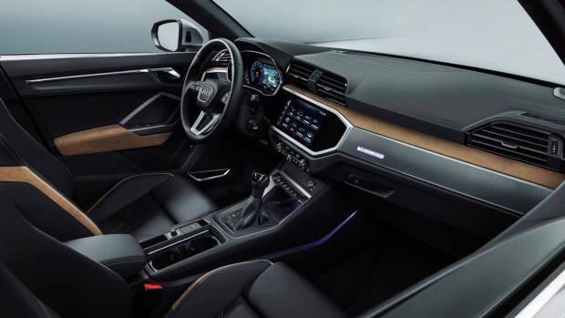 2019 Audi Q3 dashboard