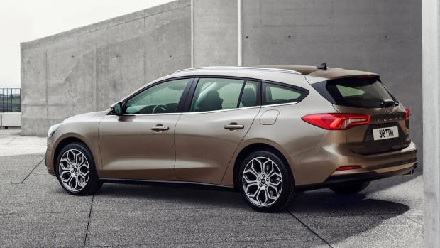 2019 Ford Focus wagon rear 3/4