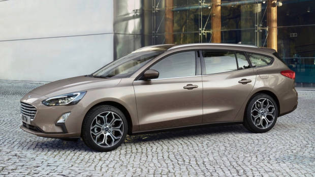 2019 Ford Focus wagon side 3/4