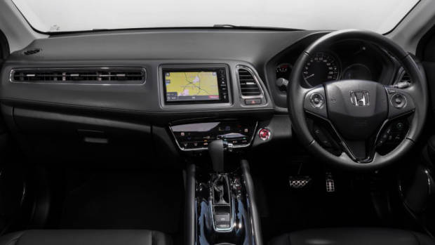 2019 Honda HR-V VTi-LX dashboard