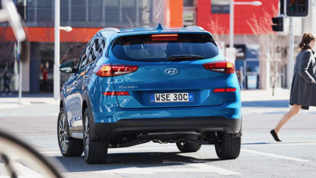 2019 Hyundai Tucson Highlander Aqua Blue rear turn 3/4 close