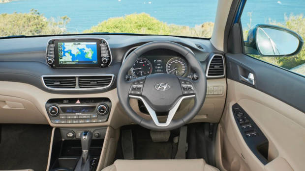 2019 Hyundai Tucson Highlander dashboard
