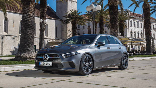 2019 Mercedes-Benz A-Class grey front 3/4
