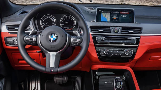 2019 BMW X2 M35i dashboard