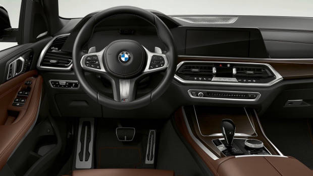 2019 BMW X5 xDrive45e dashboard