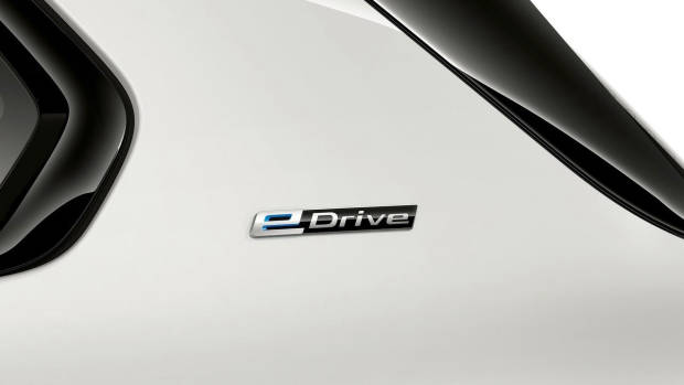2019 BMW X5 xDrive45e side badge