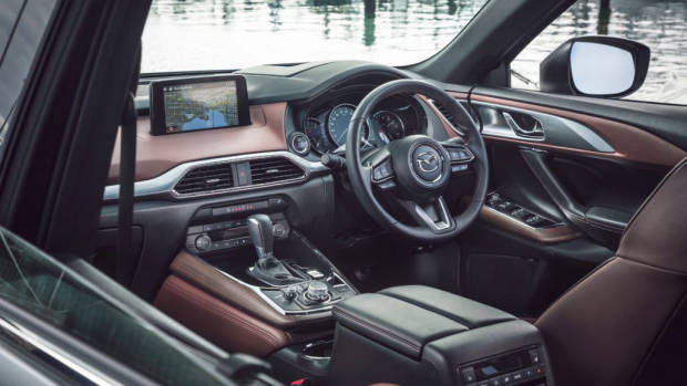 2019 Mazda CX-9 Azami LE Machine Grey dashboard