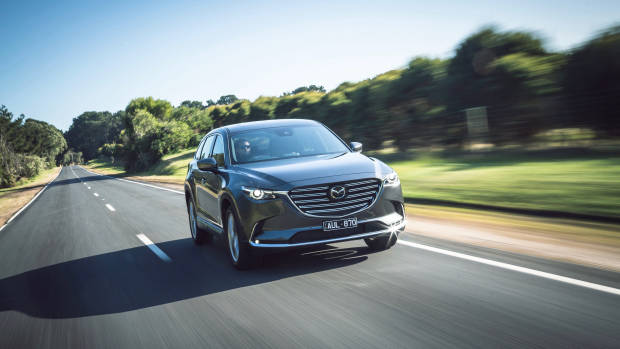 2019 Mazda CX-9 Azami LE Machine Grey front 3/4 driving