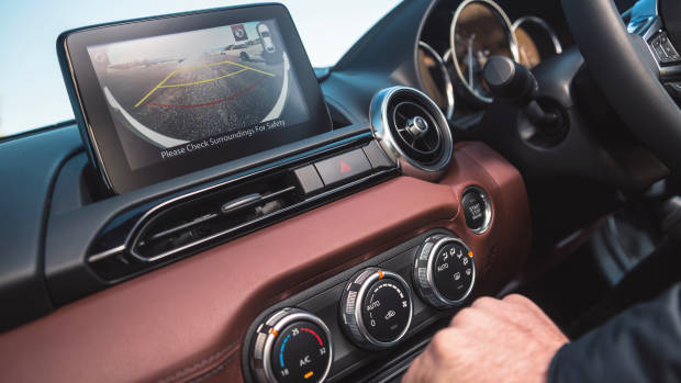 2019 Mazda MX-5 RF GT rear camera