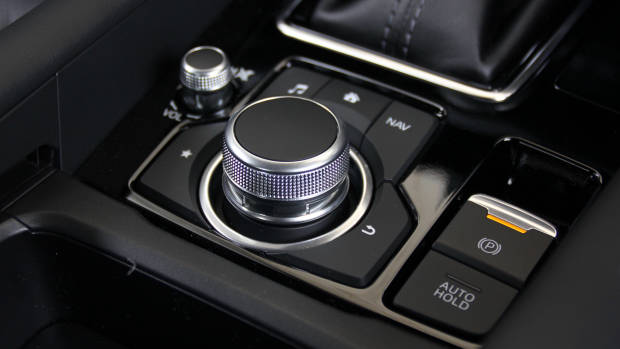 2018 Mazda 6 Touring MZD controller