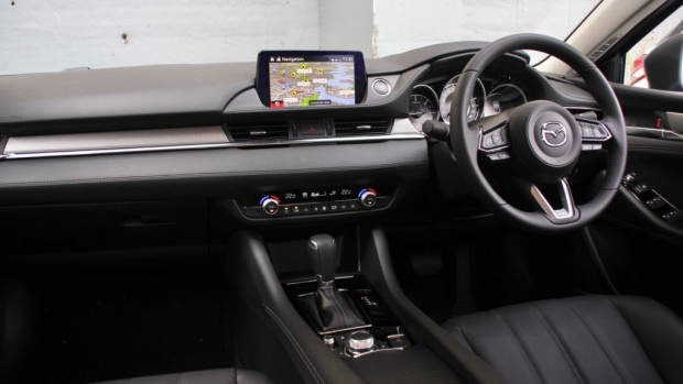 2018 Mazda 6 Touring cabin