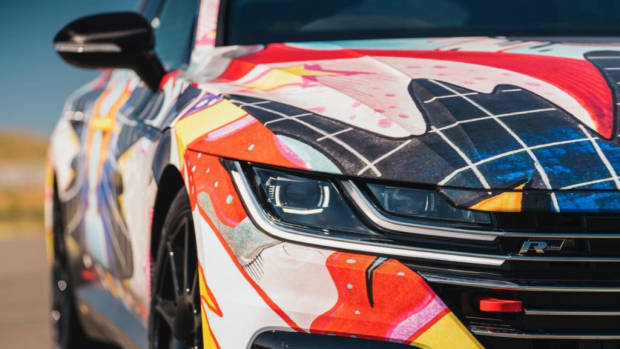 2018 Volkswagen Arteon Art Car Front badge