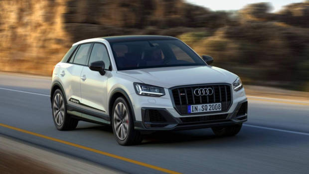 2019 Audi SQ2 front 3/4