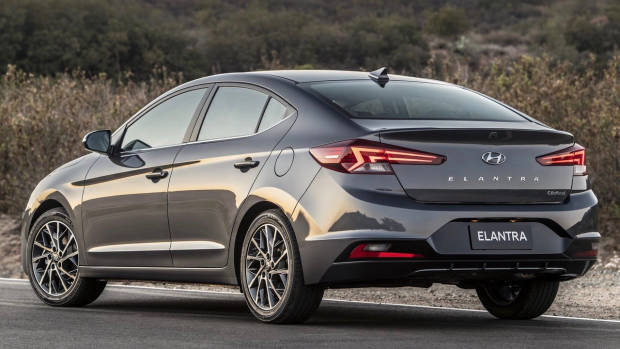 2019 Hyundai Elantra rear 3/4