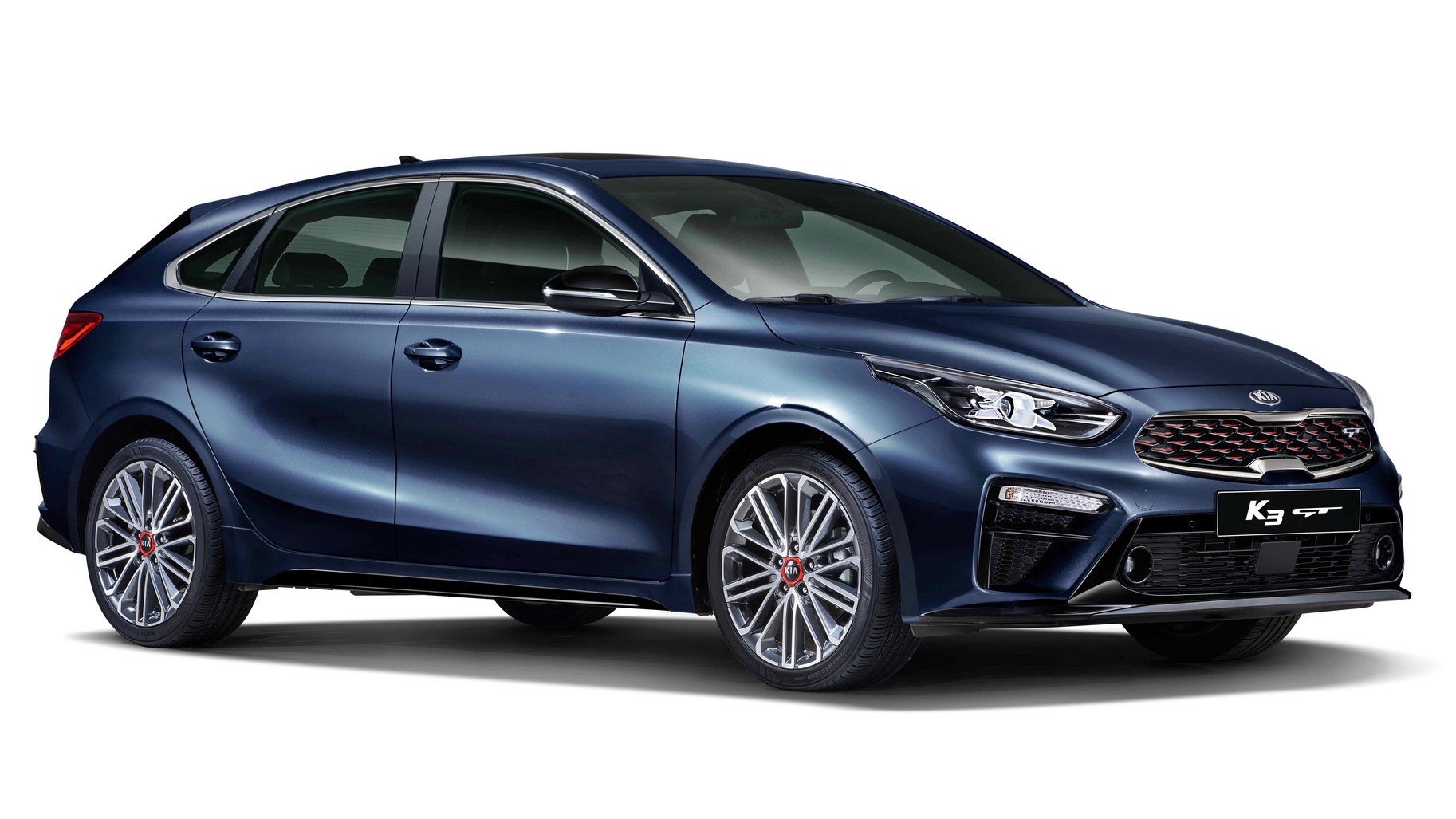 2019 Kia Cerato GT hatch blue front 3/4