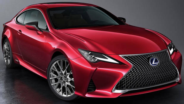 2019 Lexus RC red front 3/4