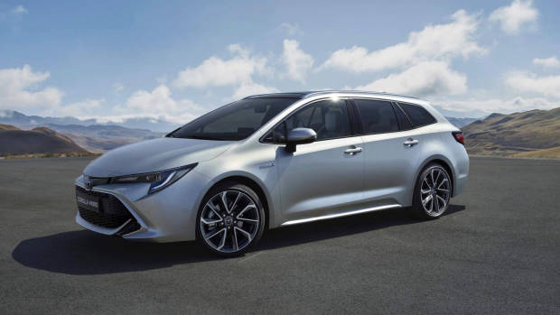 2019 Toyota Corolla Touring Sports silver 3/4