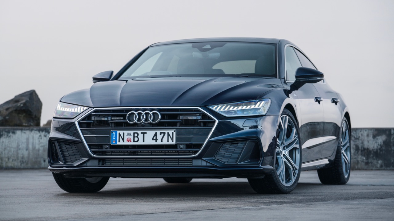 2019 Audi A7 Firmament Blue review