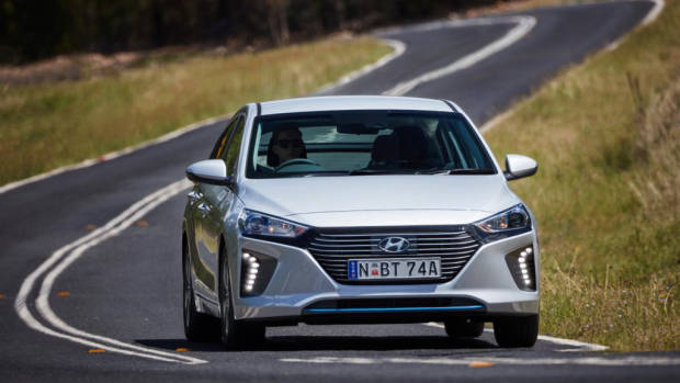 2019 Hyundai Ioniq Elite plug-in front