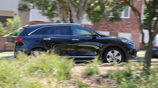 2019 Kia Sorento GT-Line Aurora Black profile driving