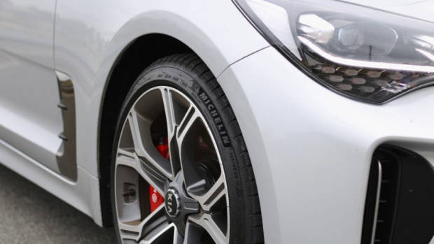 2019 Kia Stinger GT Michelin Pilot Sport 4 tyres