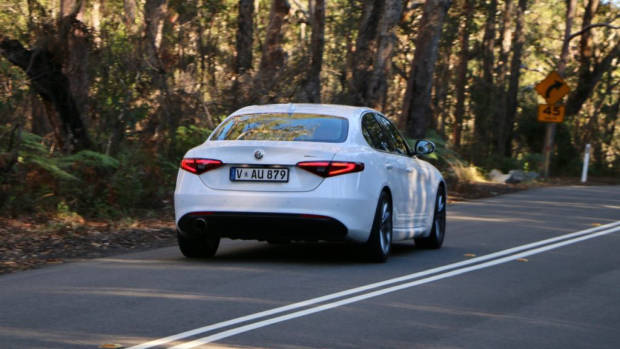 2019 Alfa Romeo Giulia Alfa White driving