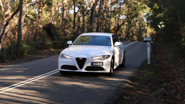 2019 Alfa Romeo Giulia Alfa White driving