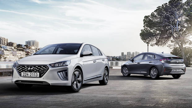 2019 Hyundai Ioniq update front + rear