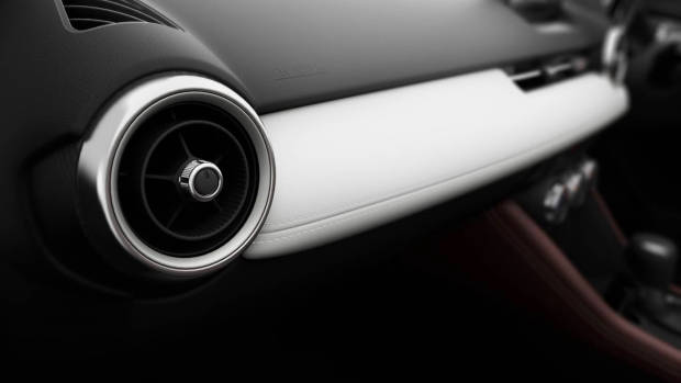 2019 Mazda CX-3 Akari LE dashboard