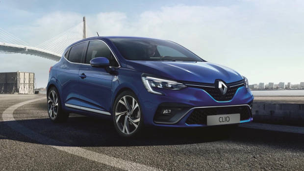 2020 Renault Clio RS Line blue front 3/4