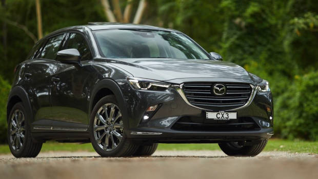 2019 Mazda CX-3 Akari LE Machine Grey front