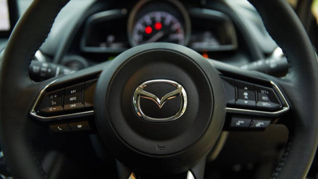 2019 Mazda CX-3 Akari LE steering wheel