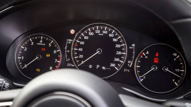 2019 Mazda 3 hatch dials