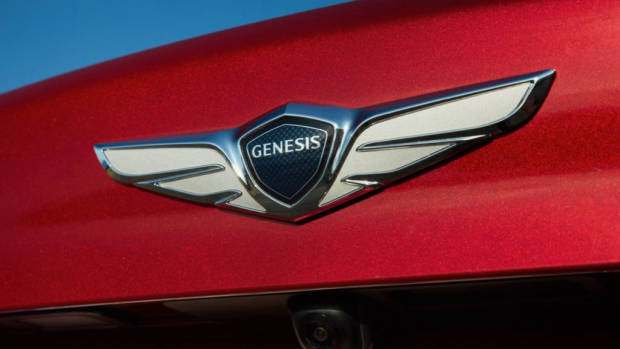 2019 Genesis G70 3.3T badge