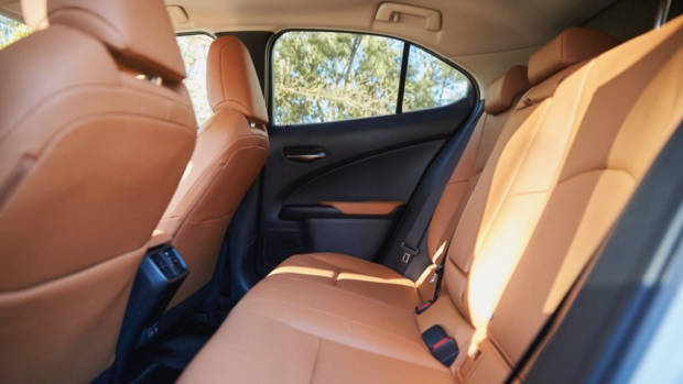 Lexus UX200 back seat space