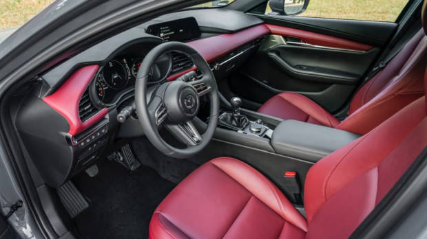 Mazda 3 Skyactiv-X 2020 interior