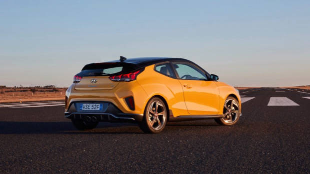 Hyundai Veloster review 2020 yellow rear